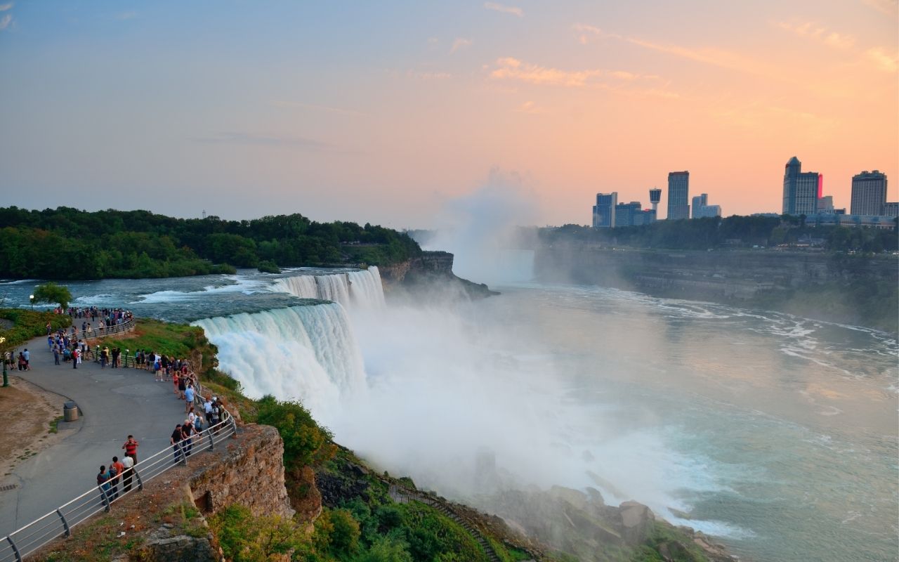 Niagara Falls City Economic History